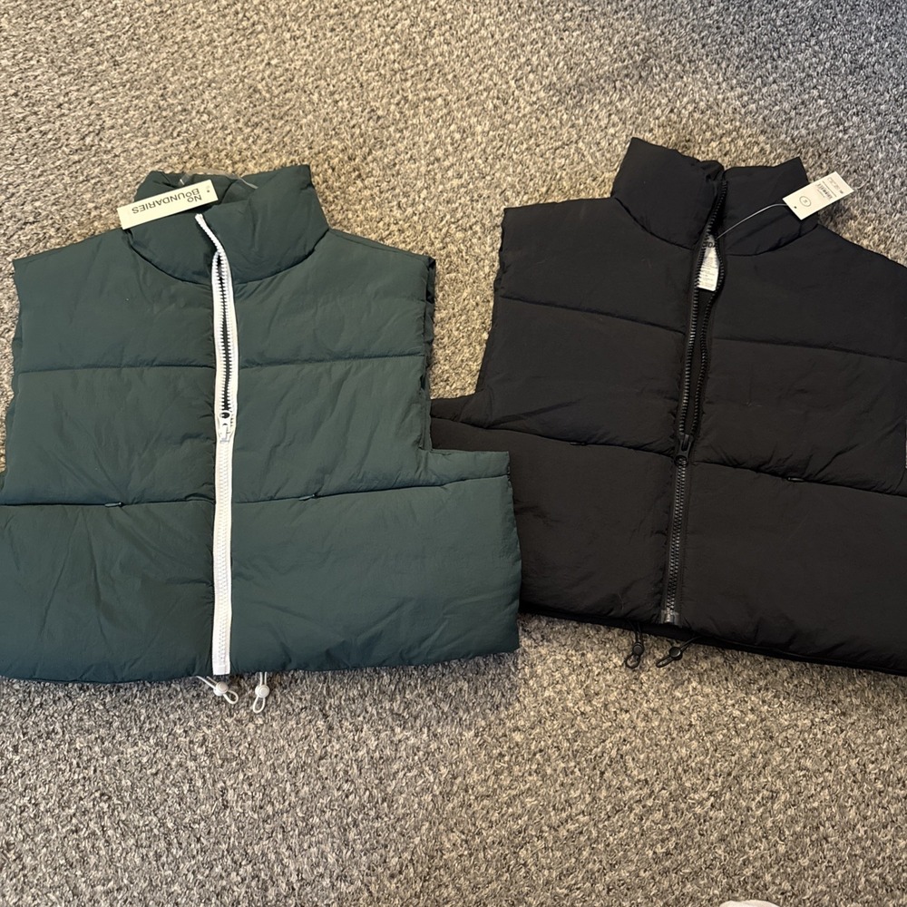 2 No Boundaries Juniors Puffer Vests Black & Green Size S-M - Picture 2 of 12